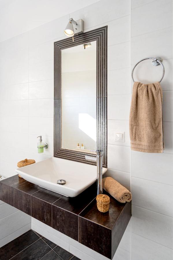 Mira Sitia Luxury Apartment Eksteriør billede